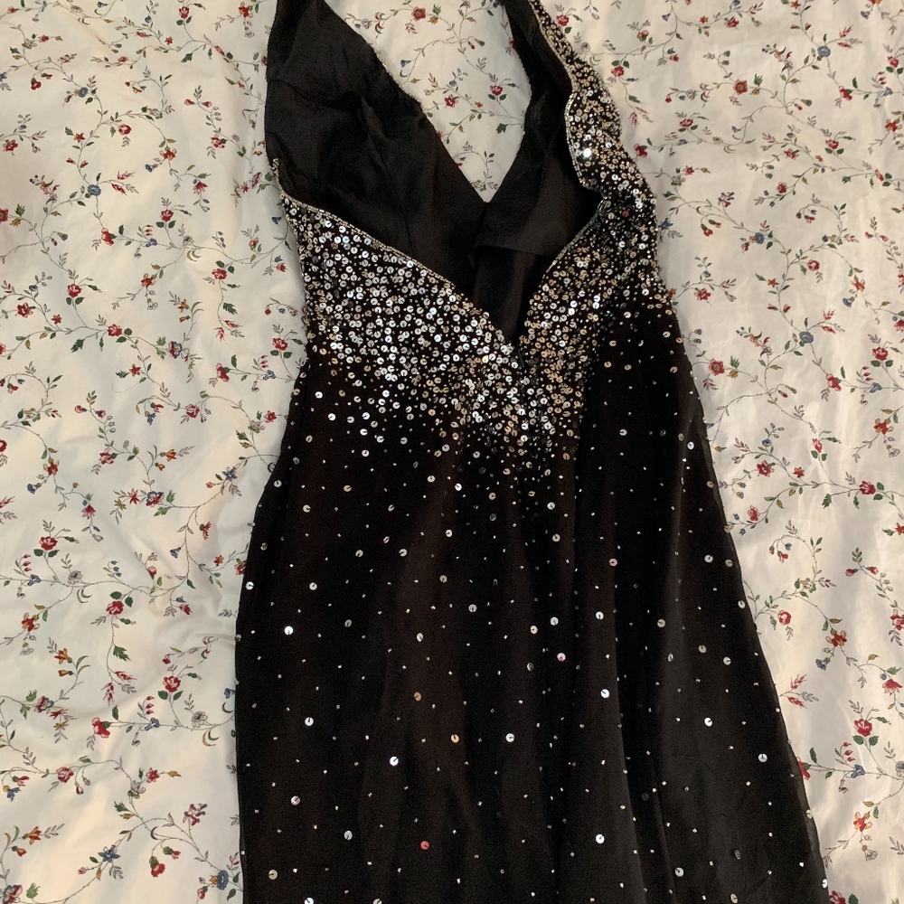 Prom Dress - Picture 2 of 4